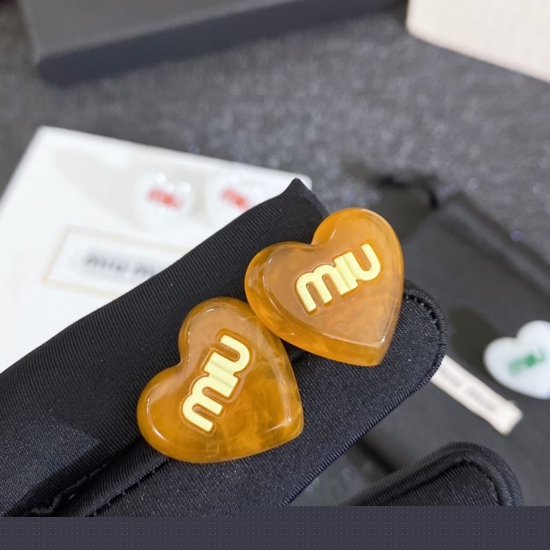 M*um*u